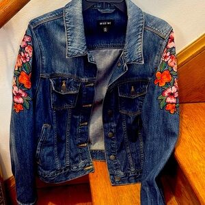 Miss Me embroidered Jean jacket sz M